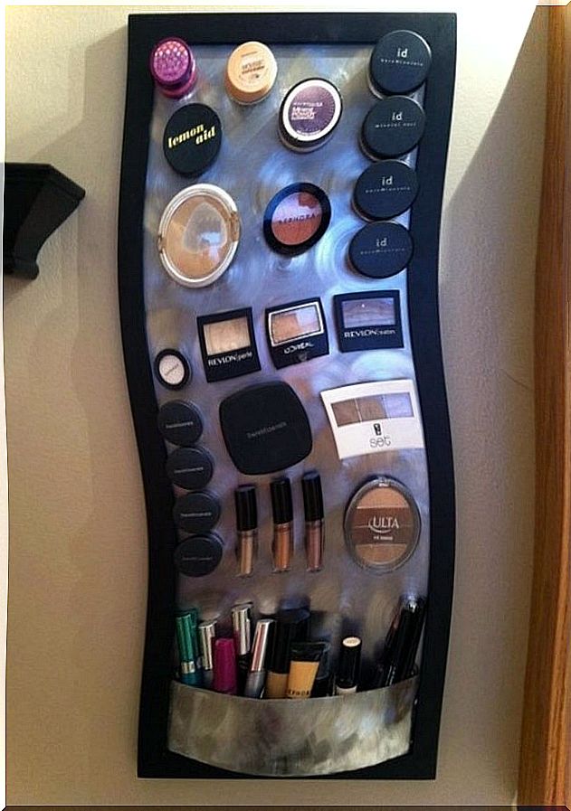 makeup-board