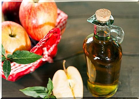 Apple cider vinegar to lower uric acid