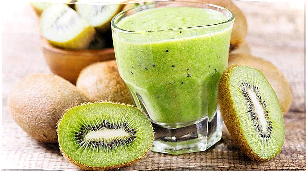 Kiwi is one of the most effective laxative remedies