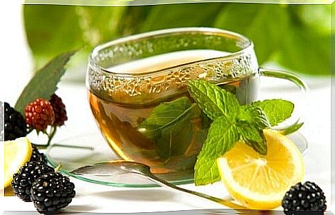 Green tea with lemon.