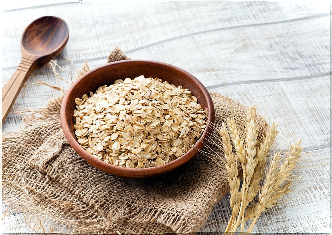 Dietary fiber in oats.