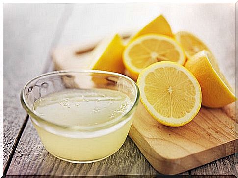 Lemon juice to control hair loss