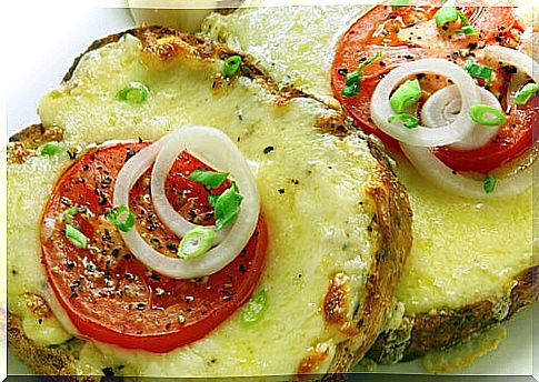 gratin sliced ​​bread cake