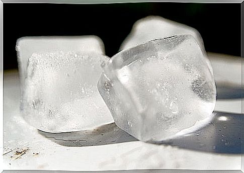 3 ice cubes, hemorrhoid remedy