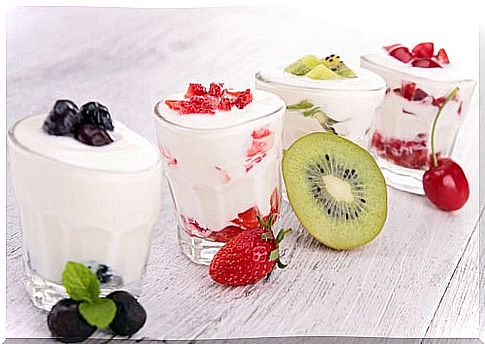 fruit yogurt